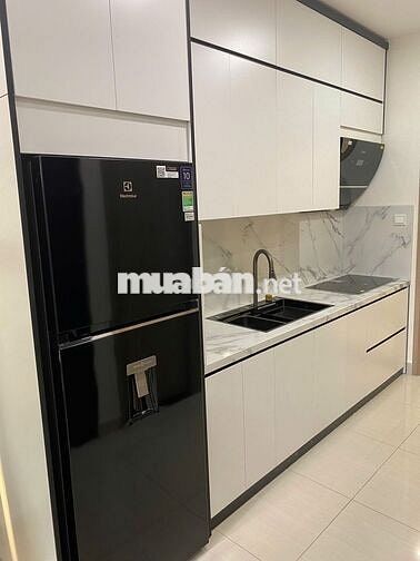 Bán gấp căn hộ Studio 32m giá 2,3 tỷ tại Vinhomes Smartcity