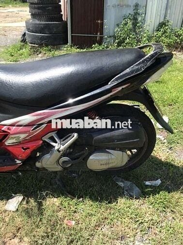 Suzuki Hayate Thái Lan màu Đỏ Đen