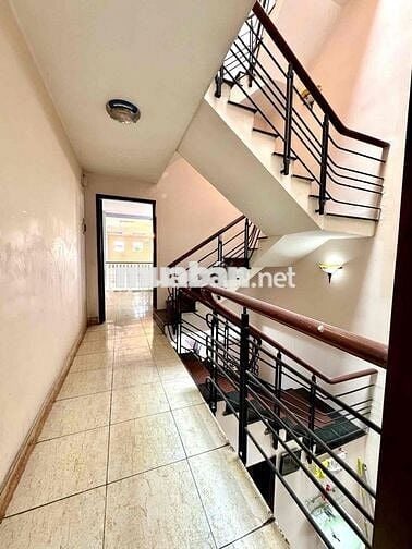 Chỉ 1 căn ra mặt tiền Phan Văn Trị, Bình Thạnh,Kinh Doanh Tốt