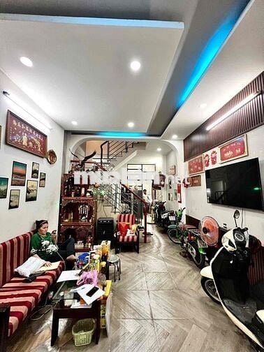 Thoại Ngọc Hầu 60m2, 3 tầng, DT: 4 x 15, Giá chỉ 5 tỷ