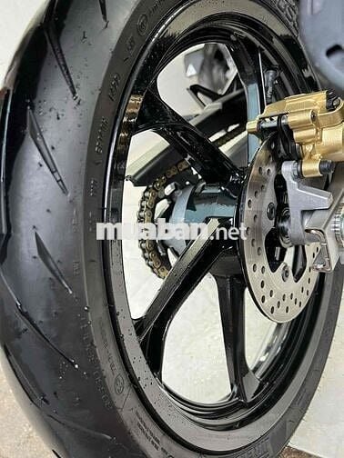 Yamaha Exciter 2011 xuống áo 2010 Đỏ đen 62zz FI