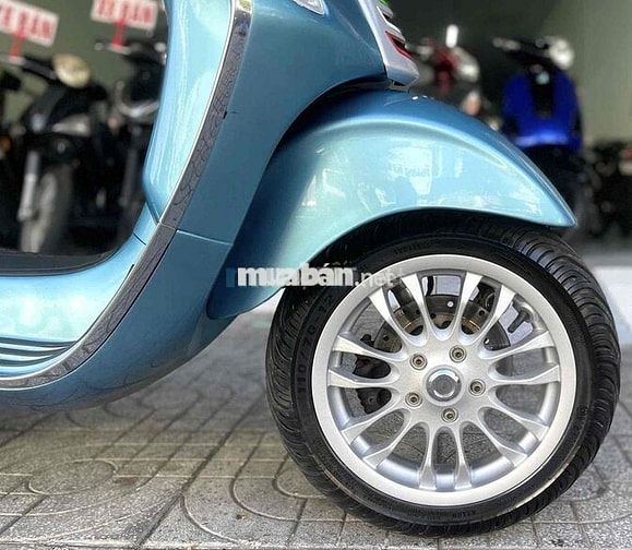 📣 Piaggio Vespa Sprint 125cc Đèn-Vuông Xanh ZiN RG