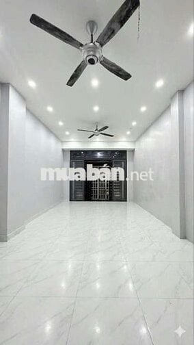 BÁN NHÀ ĐẸP VÀO Ở NGAY - SÁT AEON TÂN PHÚ - NHÀ CỨNG CÁP BTCT  - 