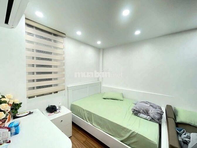BÁN NHÀ ĐẸP VÀO Ở NGAY - SÁT AEON TÂN PHÚ - NHÀ CỨNG CÁP BTCT  - 