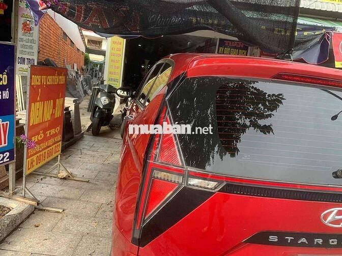 Hyundai Stargazer 2022 Đỏ