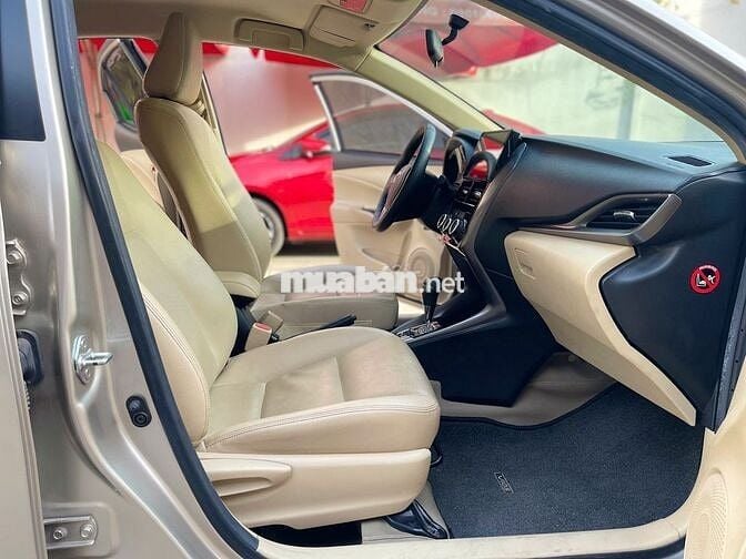 Vios E 2022 Số tự động Nâu vàng chyạ 23,000 km