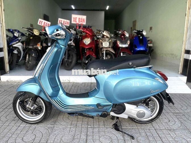 📣 Piaggio Vespa Sprint 125cc Đèn-Vuông Xanh ZiN RG