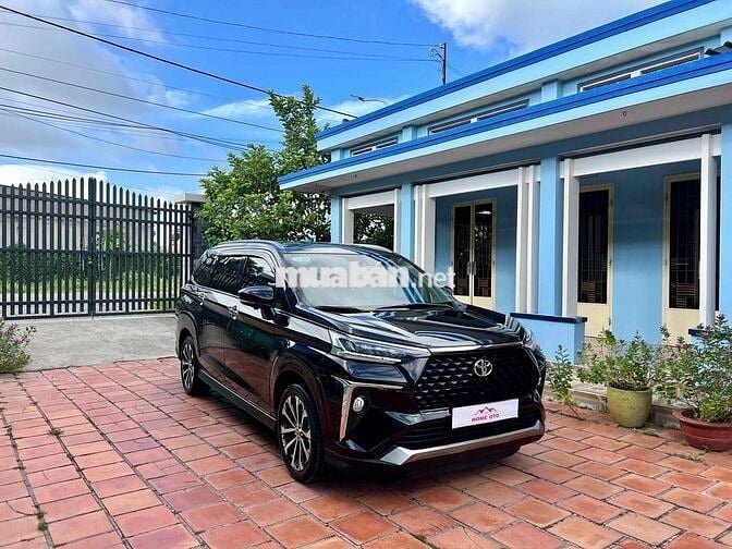 Toyota Veloz Top 1.5CVT 2024 Đen Tự động 8.000 Km