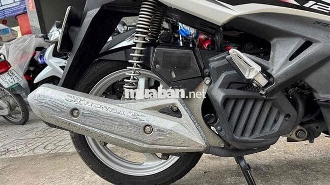 Honda Airblade fi 2013 Trắng đỏ ( hỗ trợ góp )