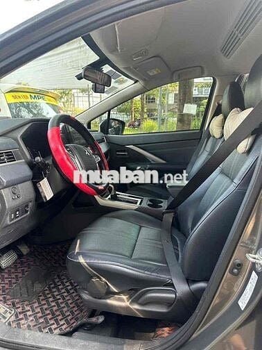 Mitsubishi Xpander Cross Xám 7 chỗ xe chính chủ