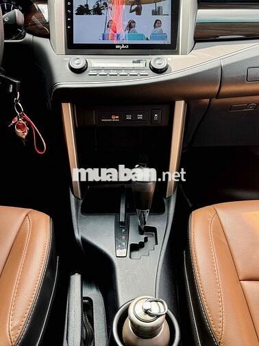 Toyota Innova G 2019 Tự động ghi xám