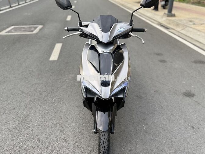 Honda Air Blade 2017 Xám đen BSTP Máy Zin êm 99%