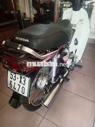 Honda Dream Thái Trắng, Đỏ đô Thái Lan