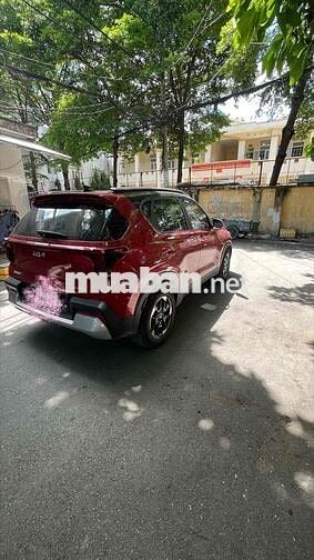 Kia Sonet Luxury Tự động 886 km Đỏ