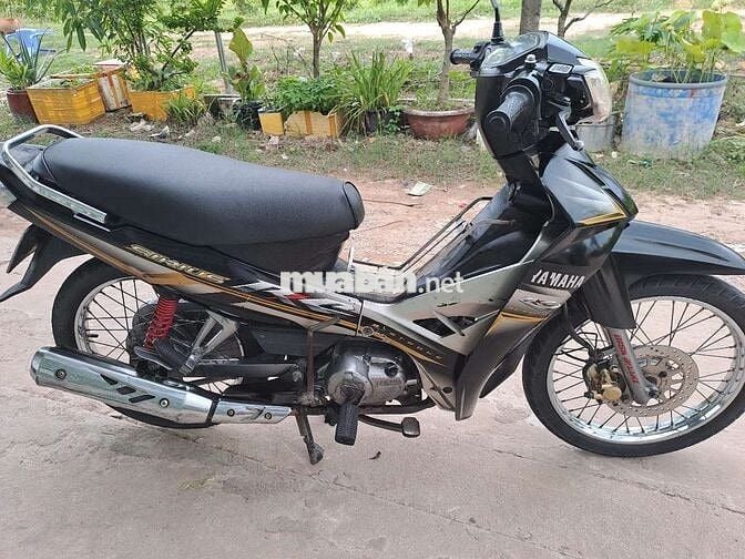 Yamaha Sirius RC Tự động màu Đen