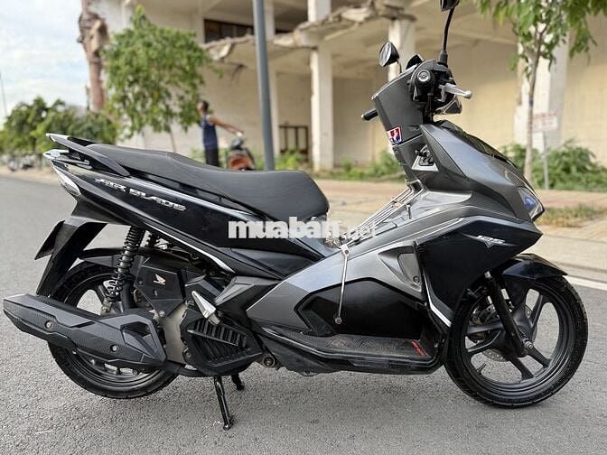 Honda Air Blade 2017 Xám đen BSTP Máy Zin êm 99%