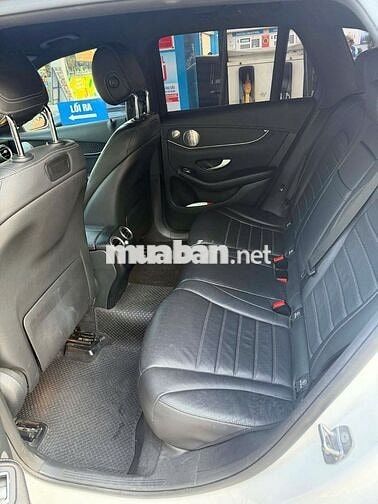 Mercedes-Benz GLC 250 2019 Trắng 56300