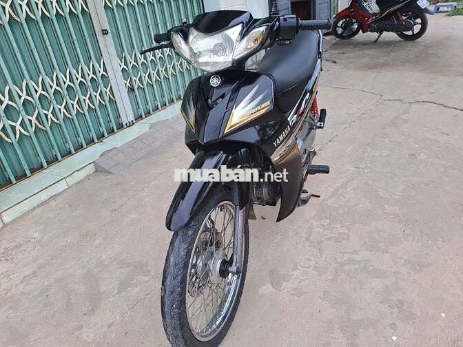 Yamaha Sirius RC Tự động màu Đen