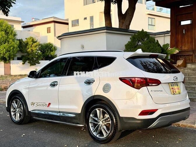 Hyundai Santafe 2016 2.4AT AWD Trắng 85.000 km