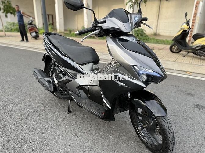Honda Air Blade 2017 Xám đen BSTP Máy Zin êm 99%