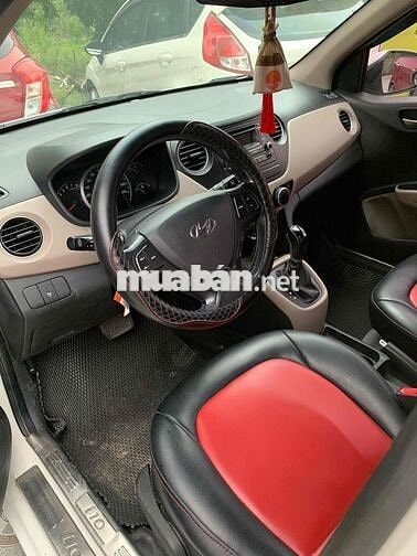 Hyundai i10 Số tự động