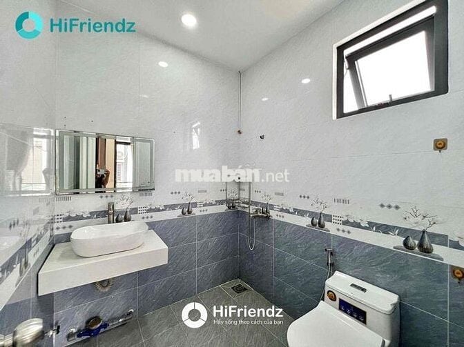TRỐNG SẴN STUDIO BAN CÔNG - MÁY GIẶT RIÊNG CÁCH ĐẠI HỌC VĂN HIẾN 5P