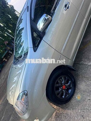 Toyota Innova 2008G Bạc 7 chỗ