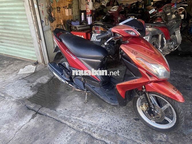 Yamaha Luvias 2010 màu Đỏ