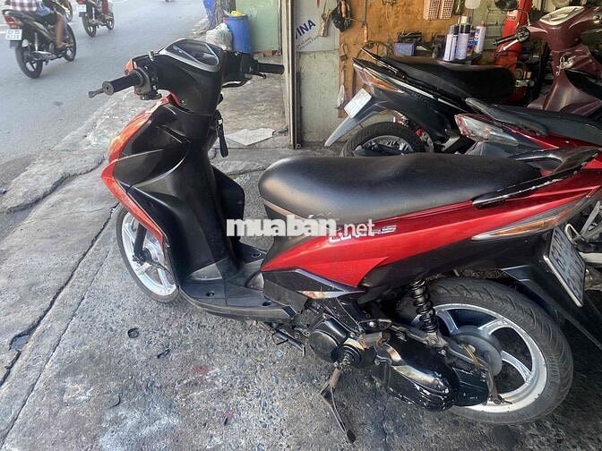 Yamaha Luvias 2010 màu Đỏ