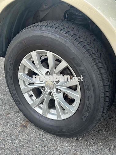 Mitsubishi Pajero Sports 2016 2.5 máy dầu số sàn