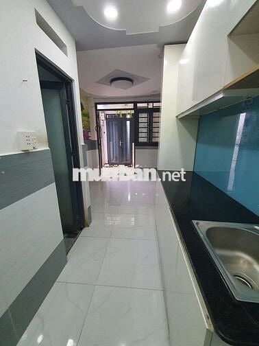 Nhà Nhỏ ở Gia Đình 3x6 1lầu 1pn kín 1hở 1wc 