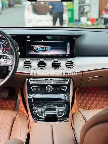 Mercedes-Benz E180 2020 Đỏ Tự động 9 cấp