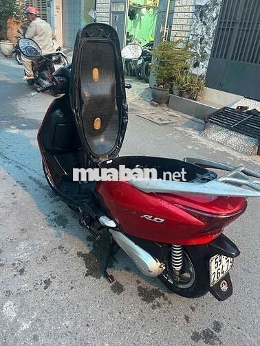 Honda Lead 2011 biển SG . máy êm như xe điện