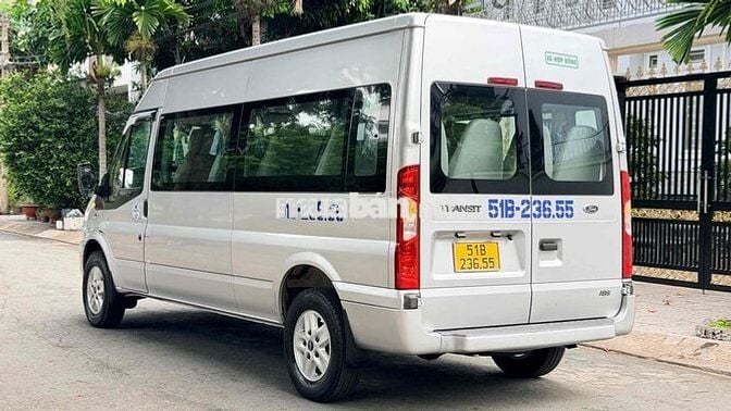 Ford Transit 2017 Bản Trung Bạc