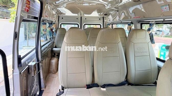 Ford Transit 2017 Bản Trung Bạc