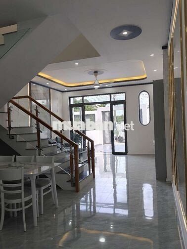 Nhà đẹp giá rẻ tại hoà lợi bến cát Bình Dương