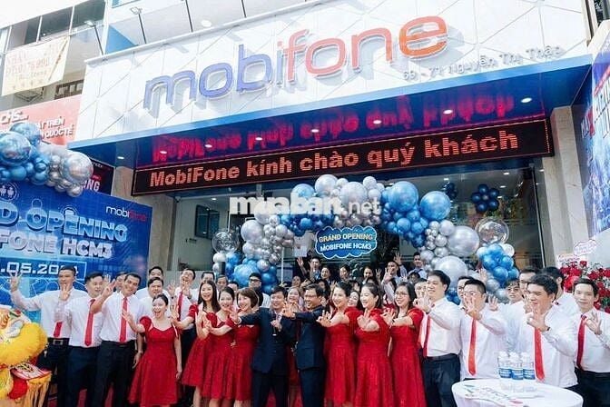 CHO THUÊ NHÀ MẶT TIỀN NGANG 10M ĐƯỜNG NGUYỄN THỊ THẬP QUẬN 7