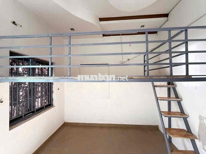 CHO THUÊ PHÒNG CÓ GÁC BAN CÔNG GIÁ SIÊU RẺ NGAY LUỸ BÁN BÍCH - ĐẦM SEN