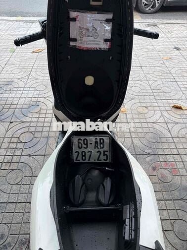 Honda Airblade 160 ABS 2026 Trắng đỏ 113km