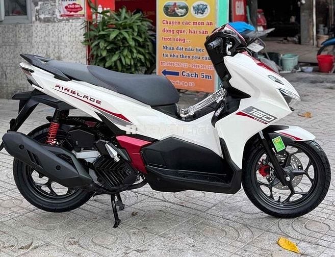 Honda Airblade 160 ABS 2026 Trắng đỏ 113km