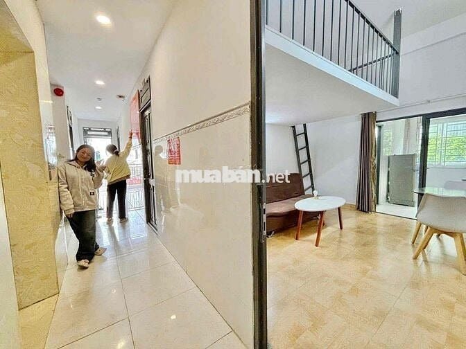 DUPLEX TÁCH BẾP FULL NỘI THẤT NGAY CHỢ HOÀNG HOA THÁM