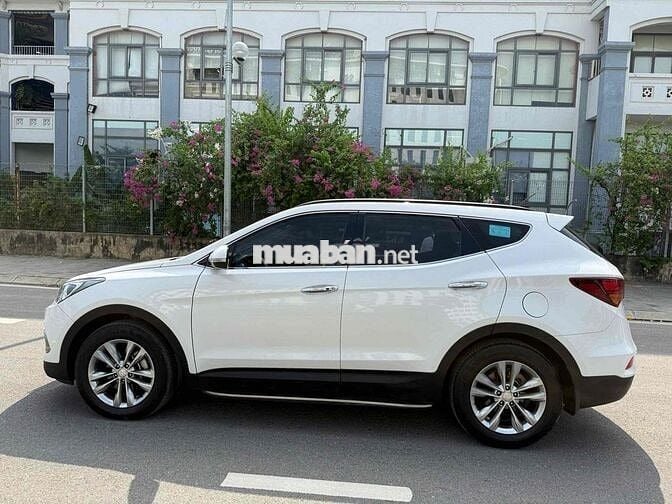 Hyundai Santa Fe 2018 Dầu Trắng
