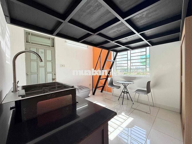 PHÒNG TRỌ GIÁ RẺ CÓ GÁC CÓ THANG MÁY FULL NỘI THẤT GẦN TRƯỜNG ĐẠI HỌC