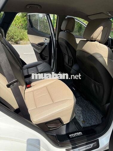 Hyundai Santa Fe 2018 Dầu Trắng