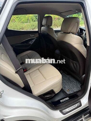Hyundai Santa Fe 2018 Dầu Trắng