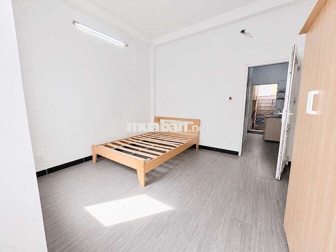 CHO THUÊ 2PN RIÊNG BIỆT 2 MÁY LẠNH CÓ CỬA SỔ TRỜI KẾ NGÃ TƯ HÀNG XANH🌿