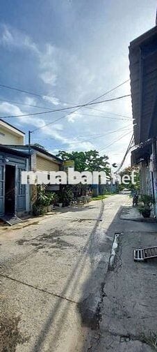 Kho thuê 6_30 Ấp 3 Đường võ văn vân Vĩnh Lộc b bình chánh tphcm.