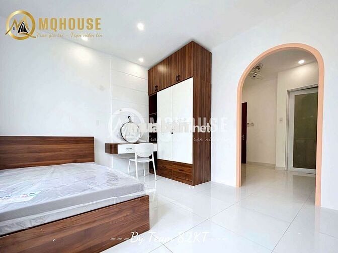 CHO THUÊ NGÃ TƯ PHÚ NHUẬN-CĂN HỘ FULL NT 1 PHÒNG NGỦ-TÁCH BẾP-BAN CÔNG