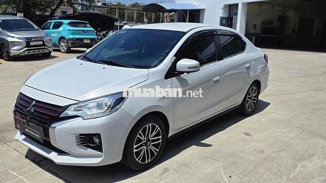 Mitsubishi Attrage Premium 2022 Trắng 32.000 km