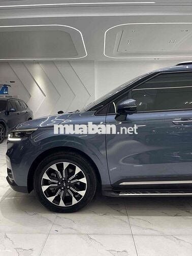 Kia Carnival Signature 2.2D 2022 Xanh 41.000 km